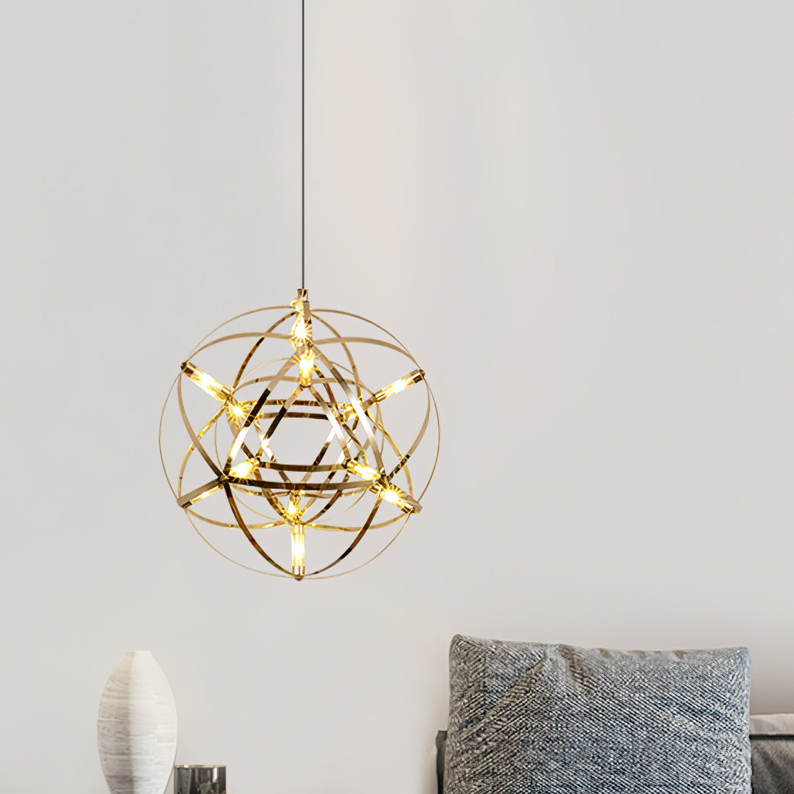 Risseri Globe Pendant Light