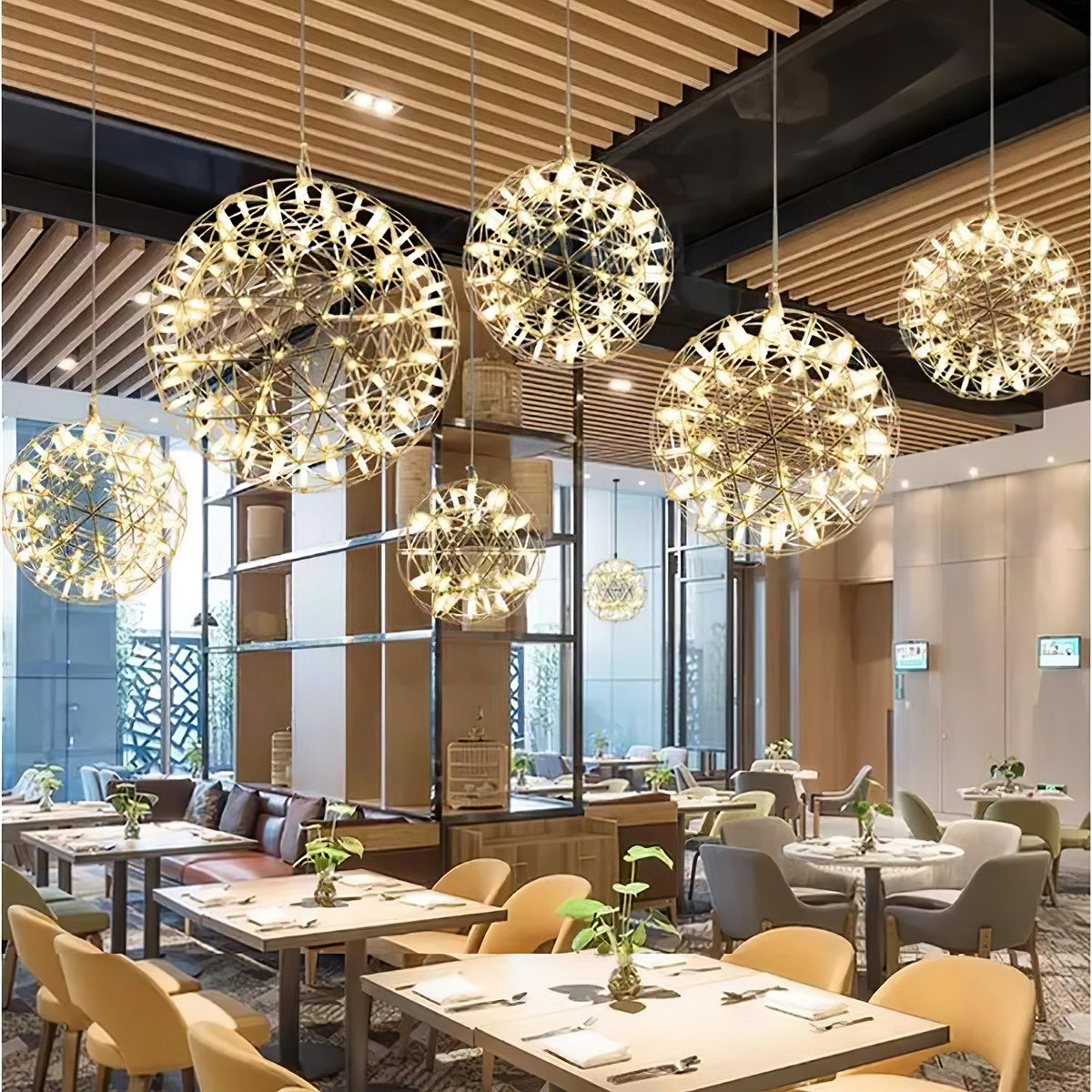 Risseri Globe Pendant Light