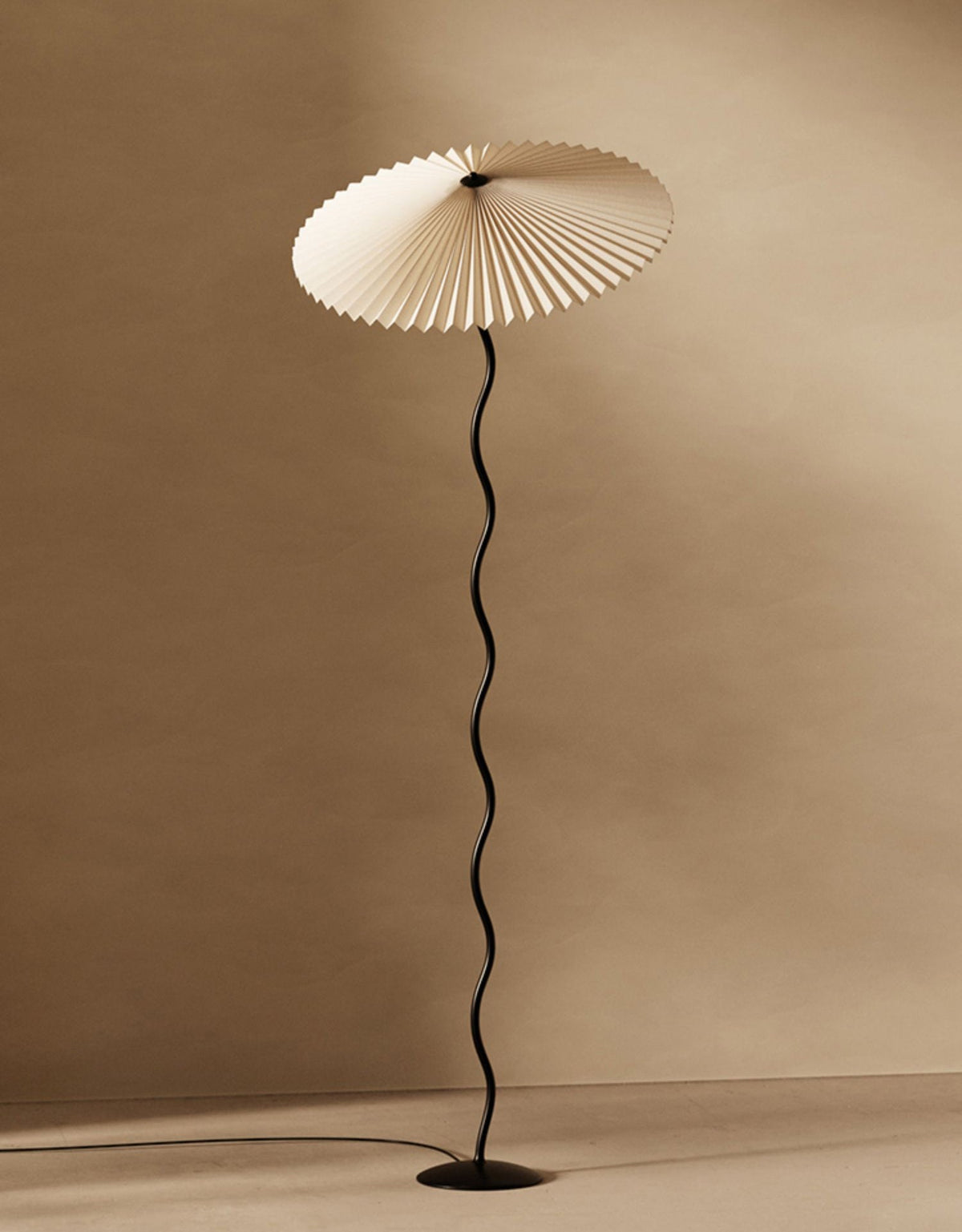 Bernini Wavy Floor Lamp