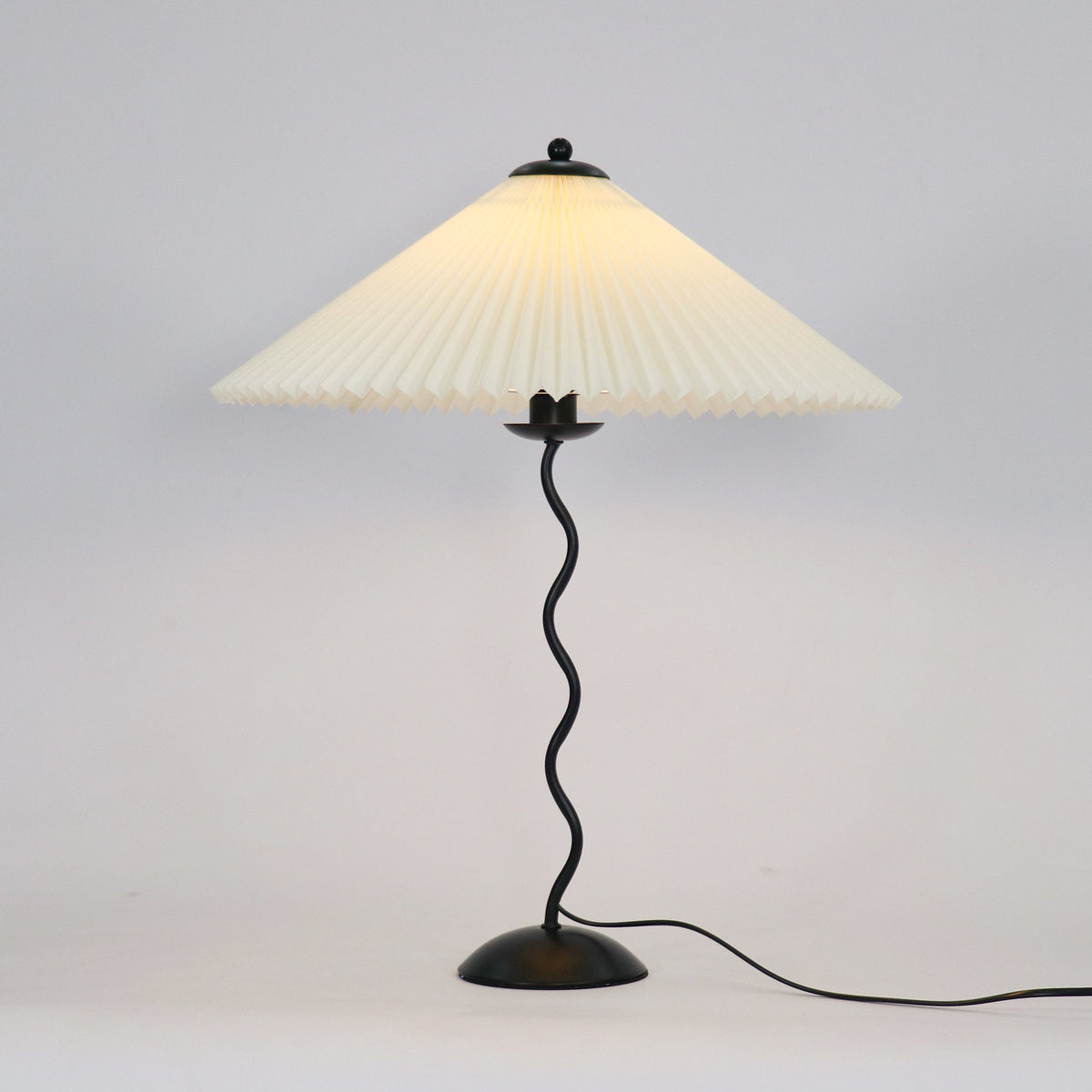Rodegilo Wavy Table Lamp