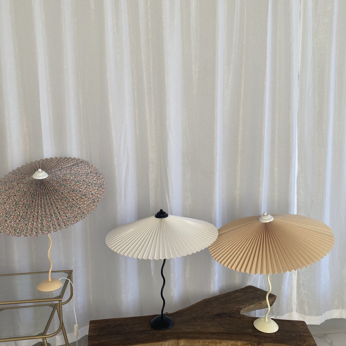 Rodegilo Wavy Table Lamp