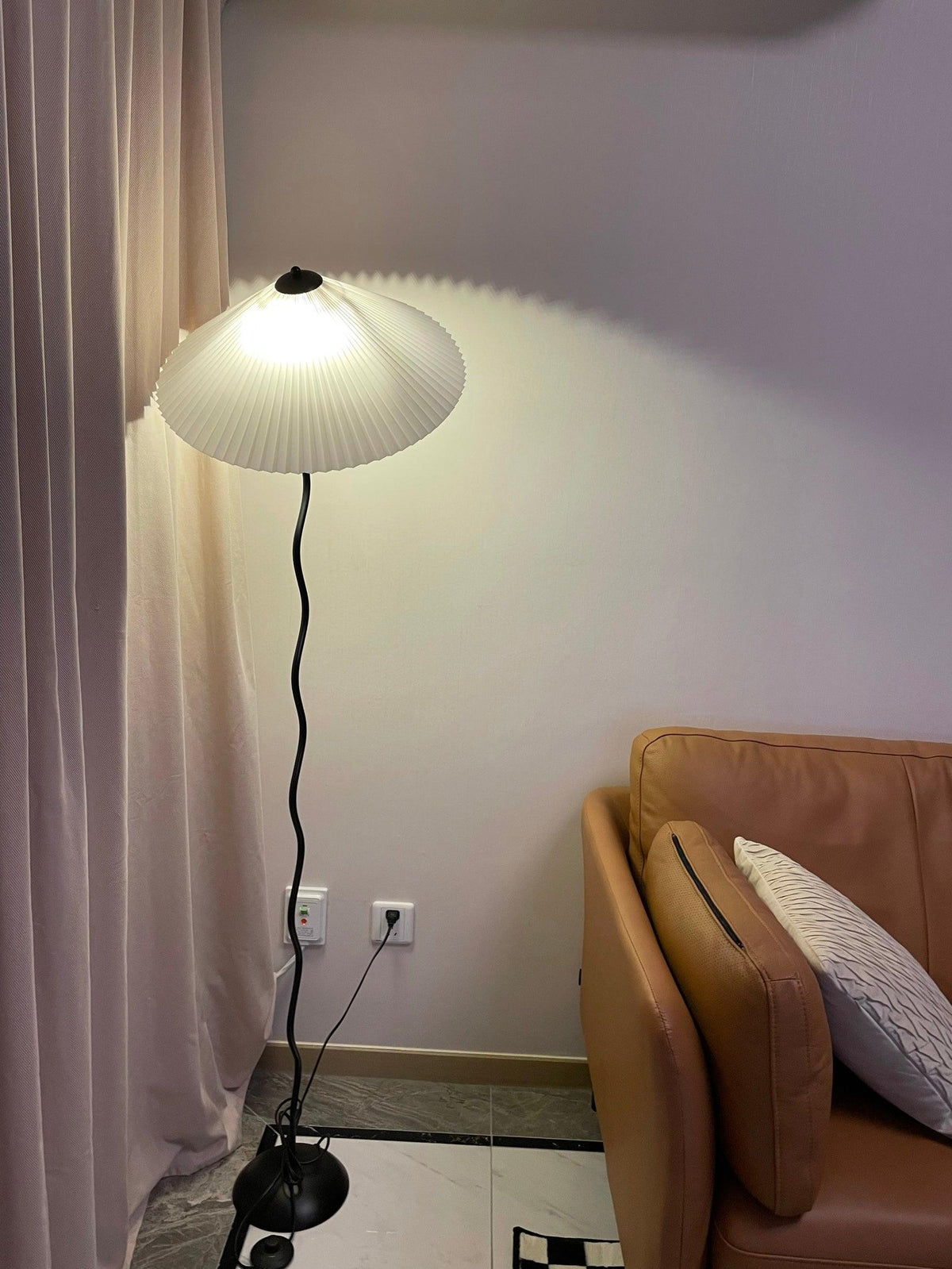 Bernini Wavy Floor Lamp