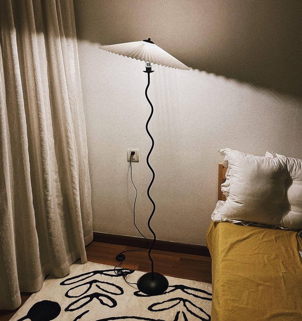 Bernini Wavy Floor Lamp