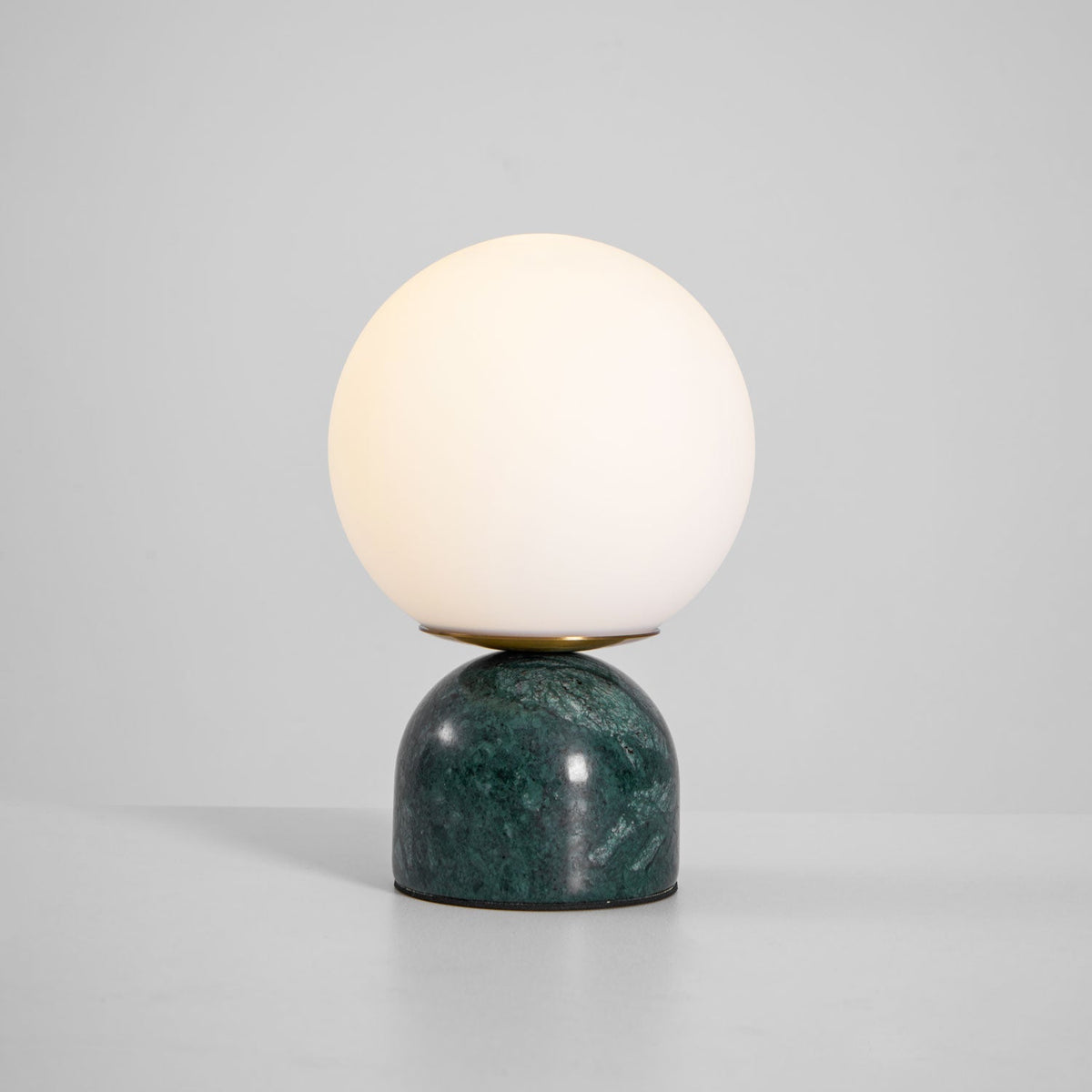 Lamiro Globe Table Lamp