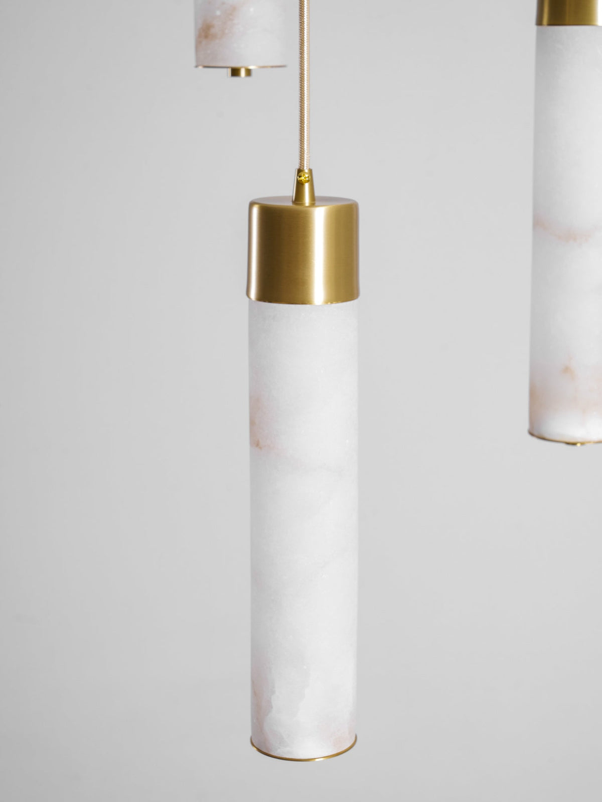 Tareno Cylindrical Pendant Light