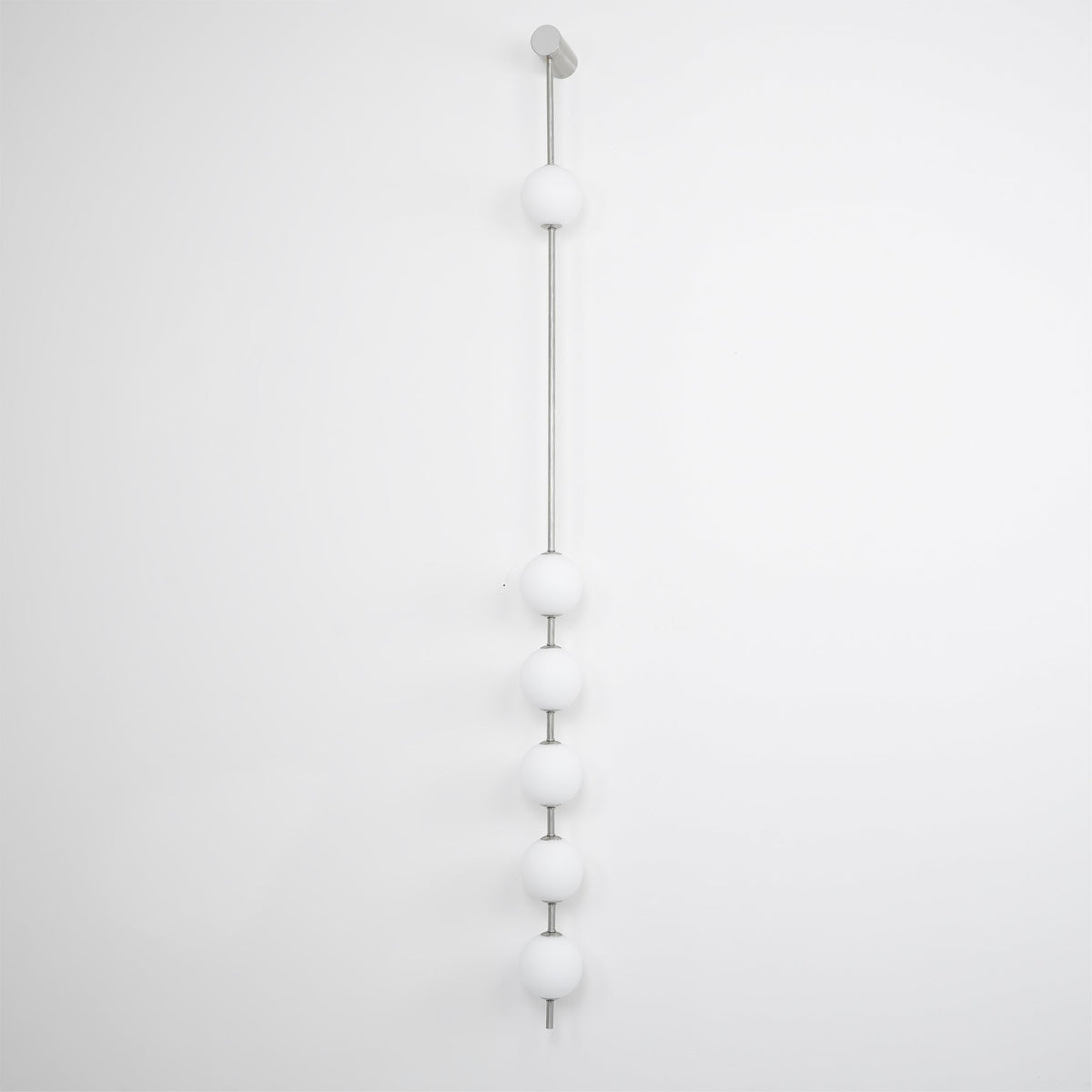Glema Globe Wall Light