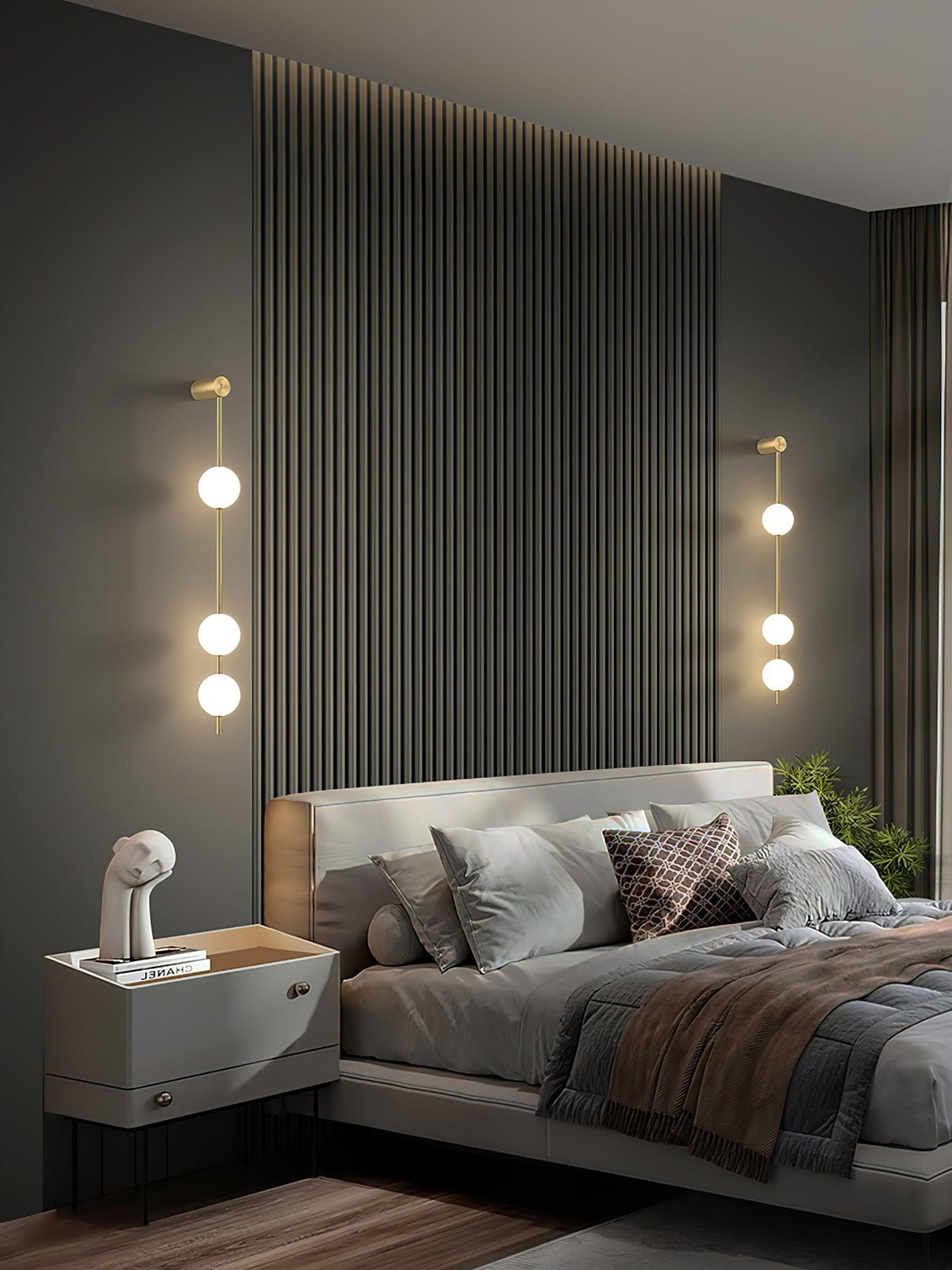 Glema Globe Wall Light