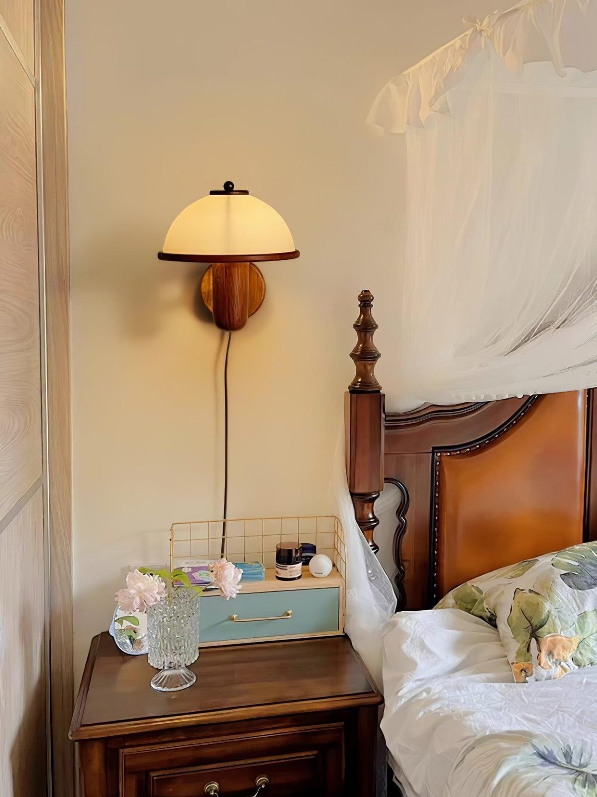 Matala Mushroom Wall Light