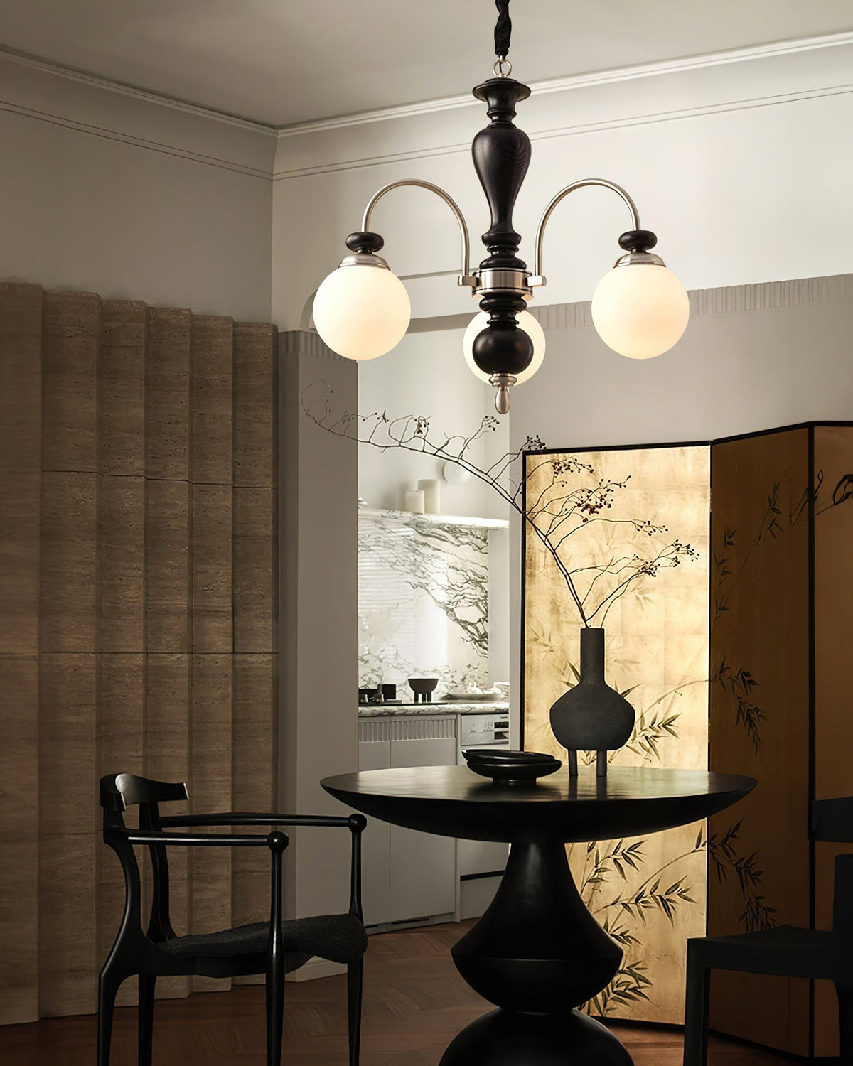 Kuro Classic Chandelier