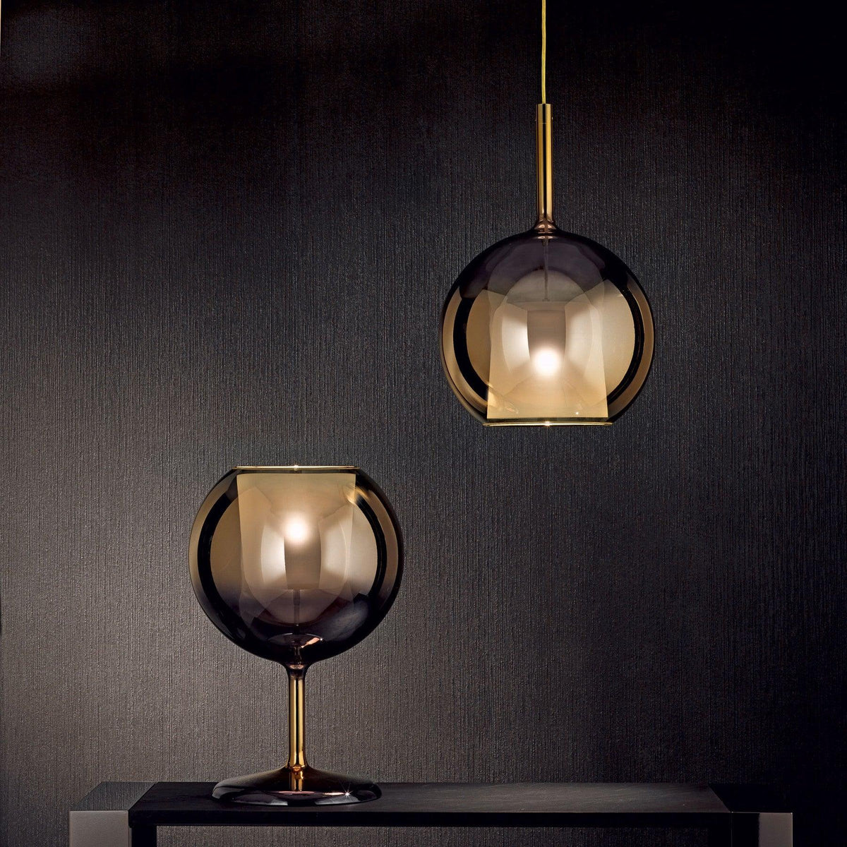 Masto Globe Pendant Light