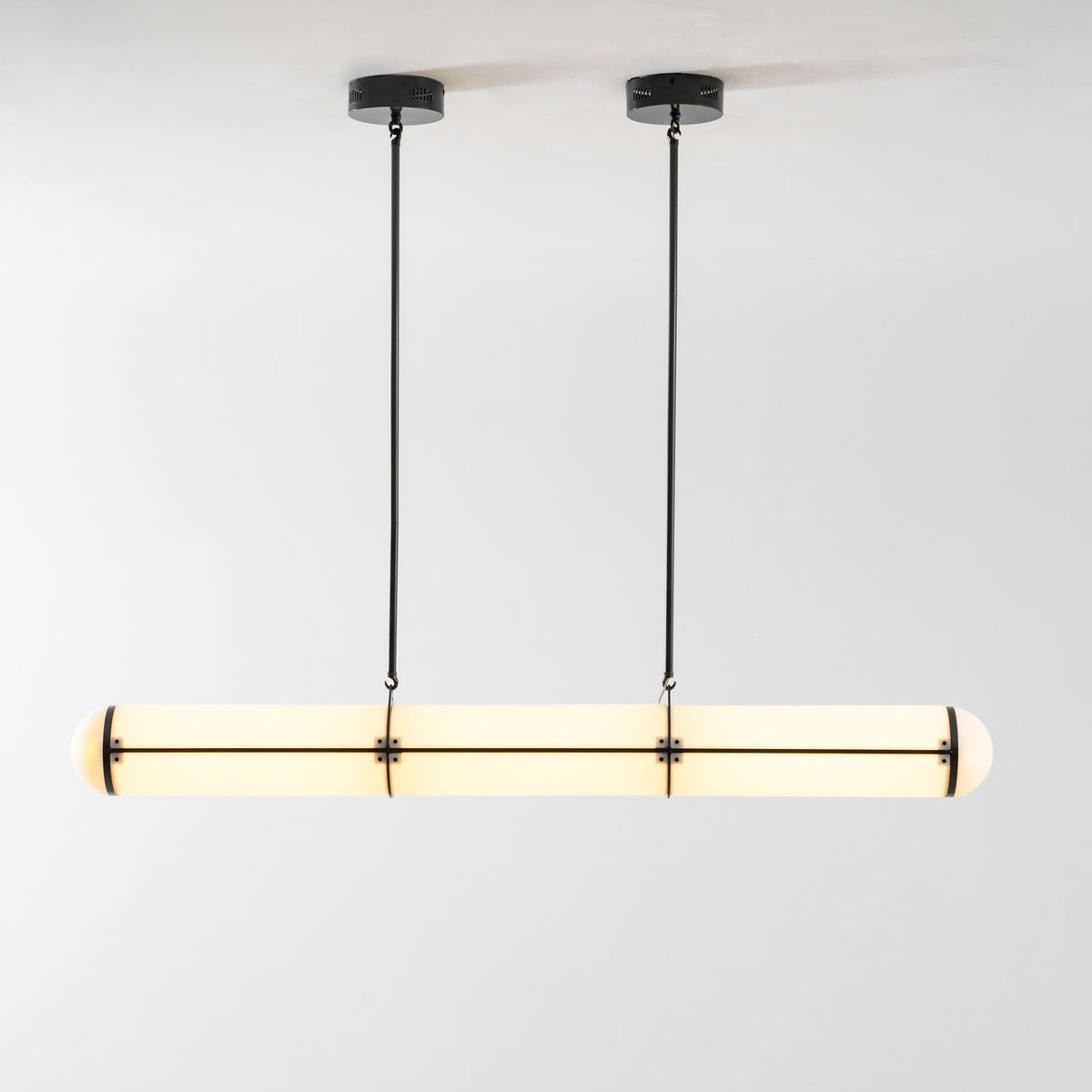 Stereri Linear Pendant Light