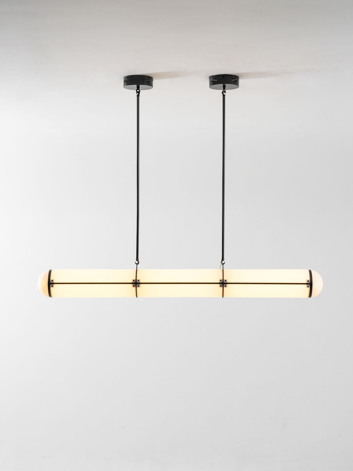 Stereri Linear Pendant Light