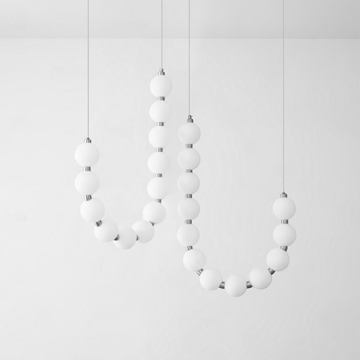 Vunelan Globe Chandelier