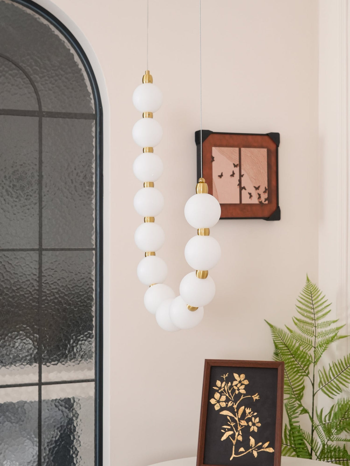 Vunelan Globe Chandelier
