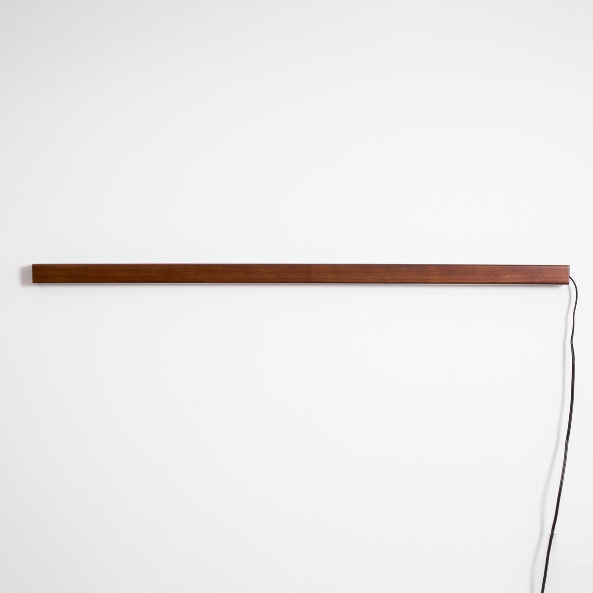 Nelvina Linear Wall Light