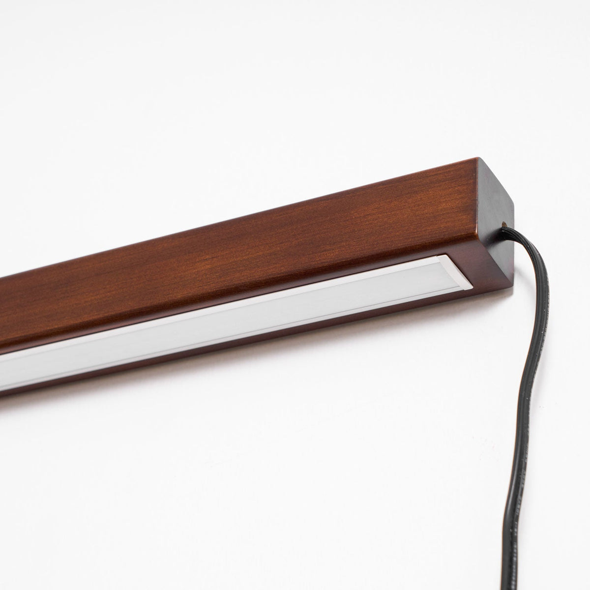 Nelvina Linear Wall Light