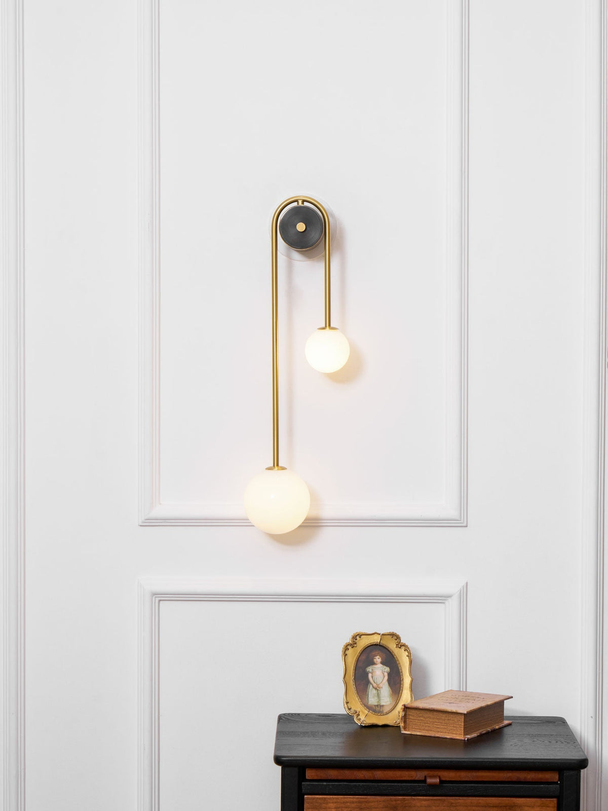 Jikelis Arched Wall Light