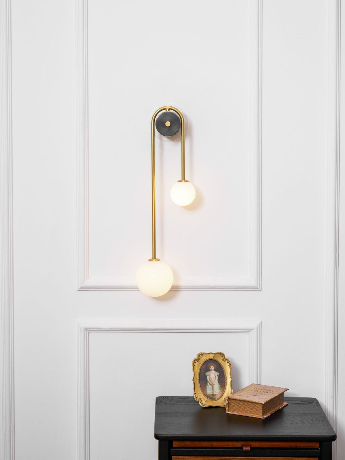 Jikelis Arched Wall Light