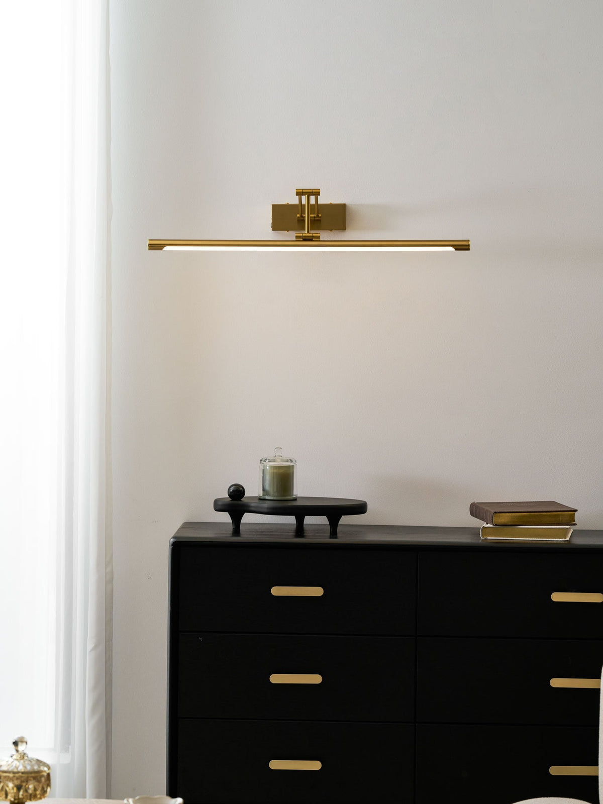 Taralor Linear Wall Light