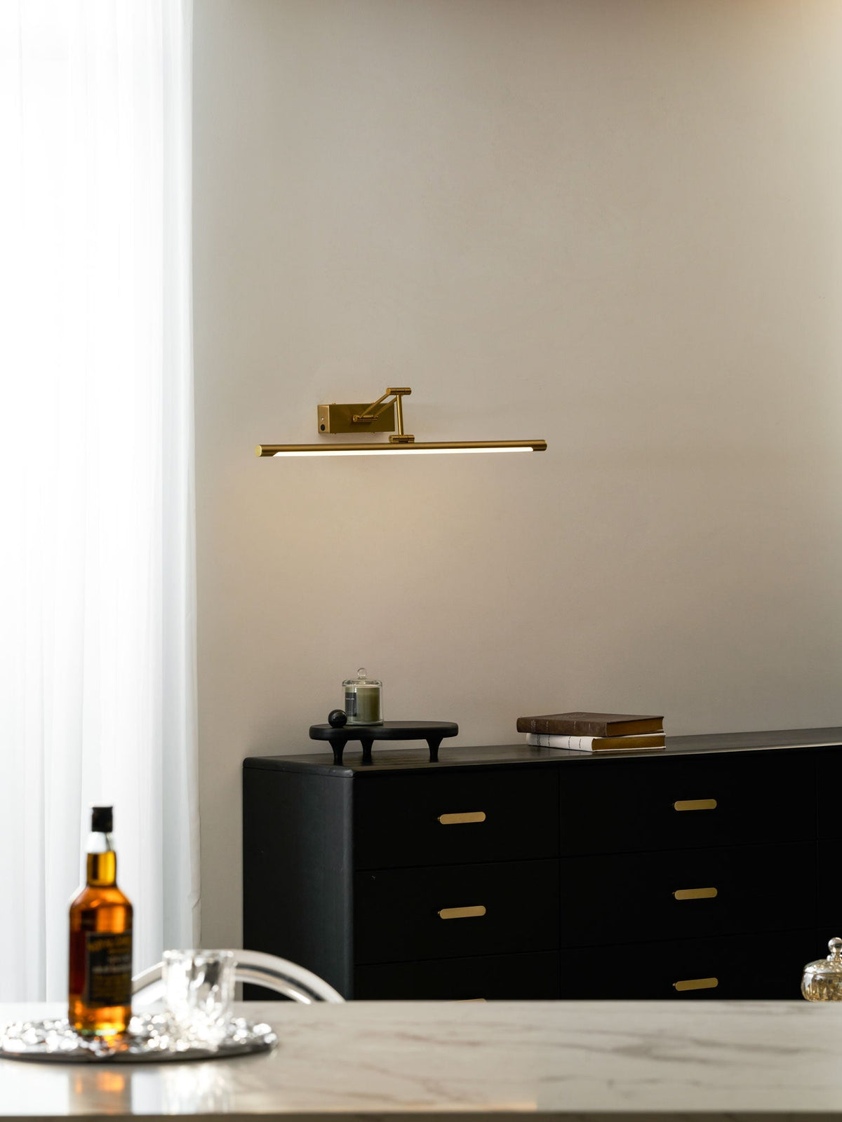 Taralor Linear Wall Light