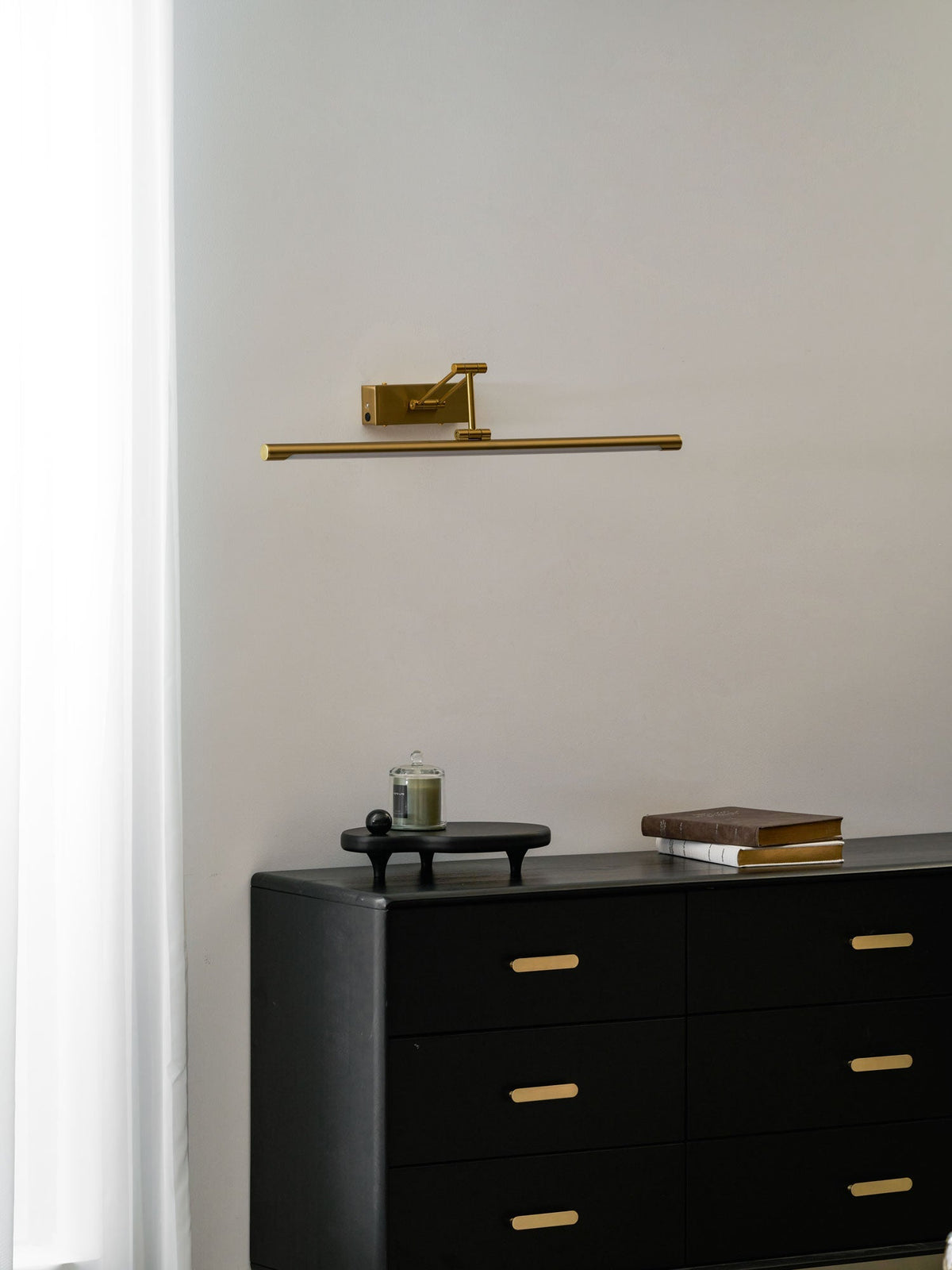 Taralor Linear Wall Light