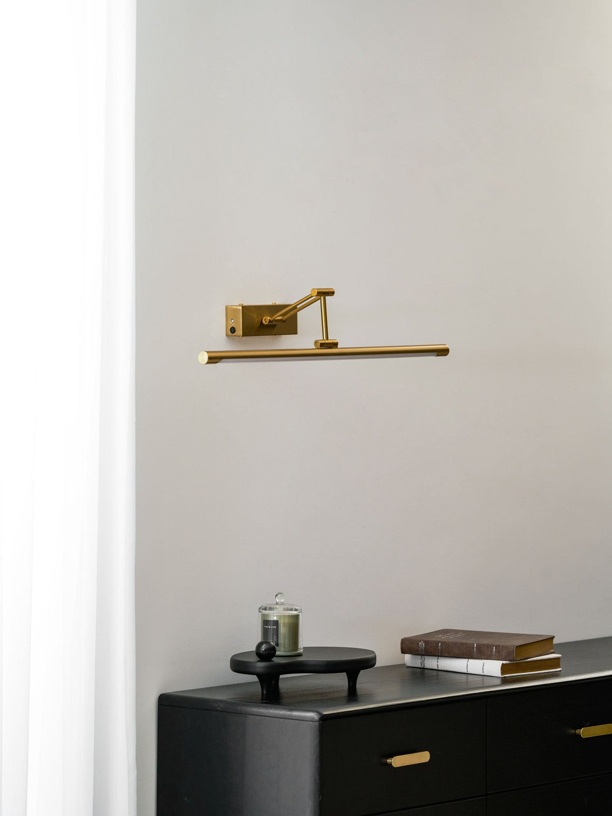 Taralor Linear Wall Light