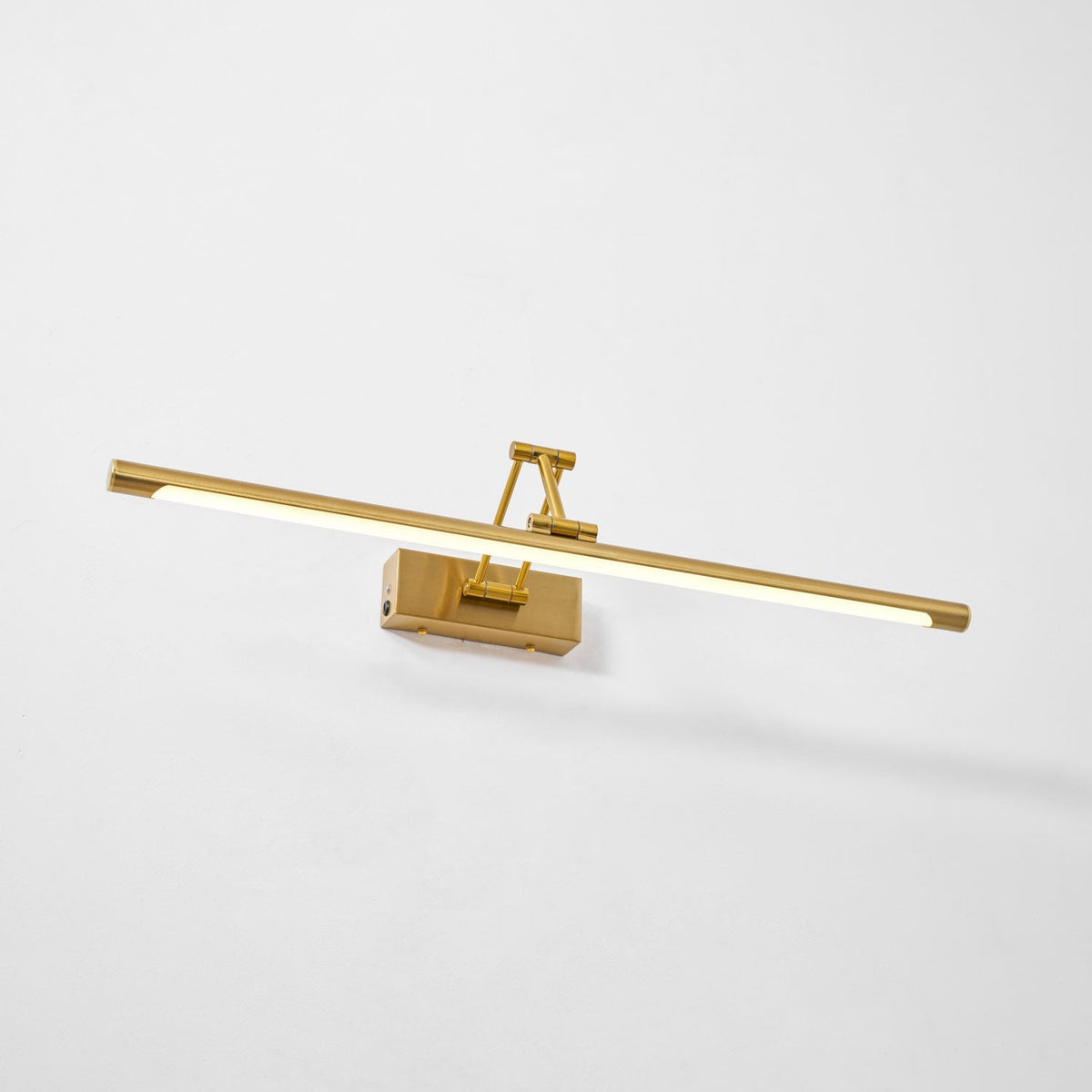Taralor Linear Wall Light