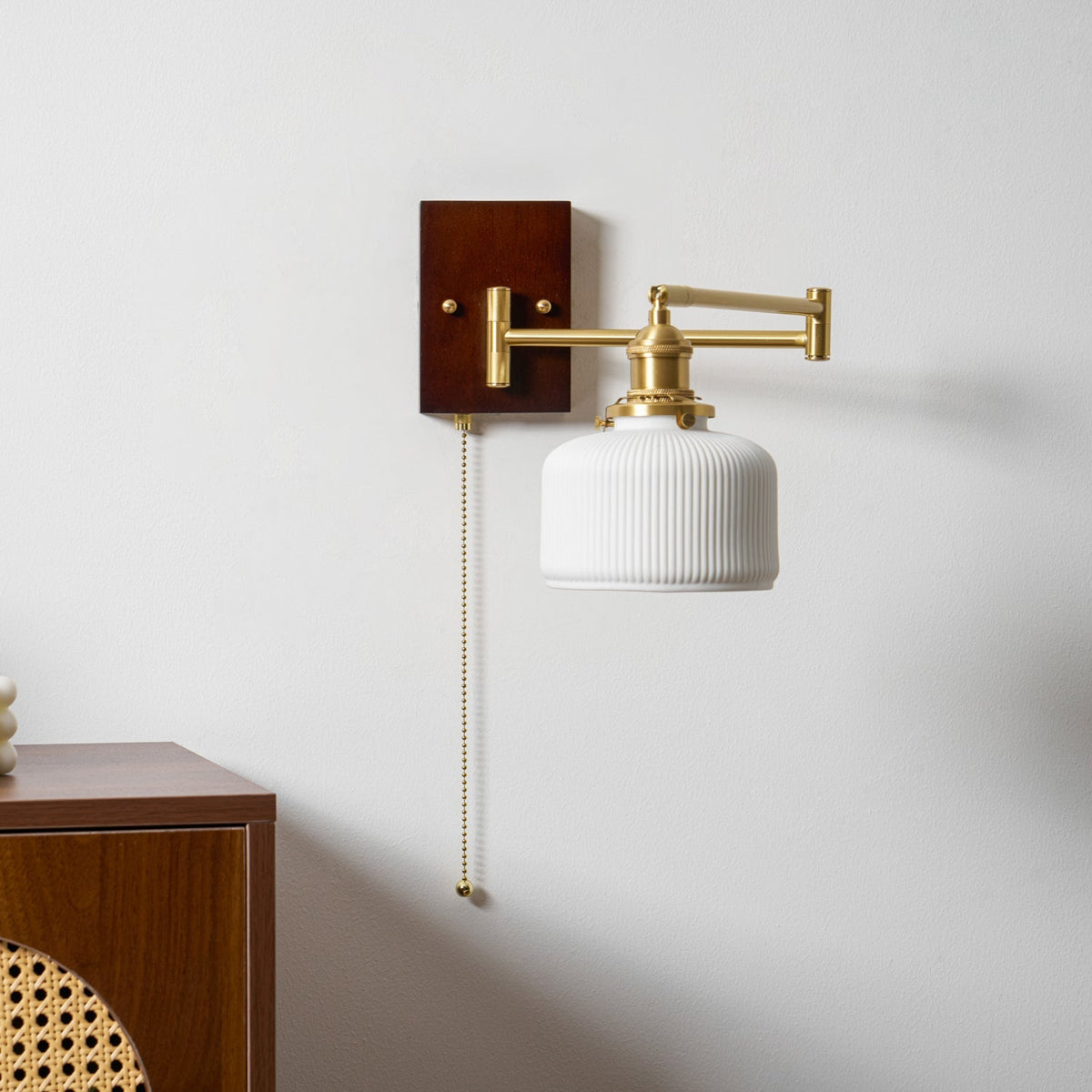 Kemilaro Geometric Wall Light
