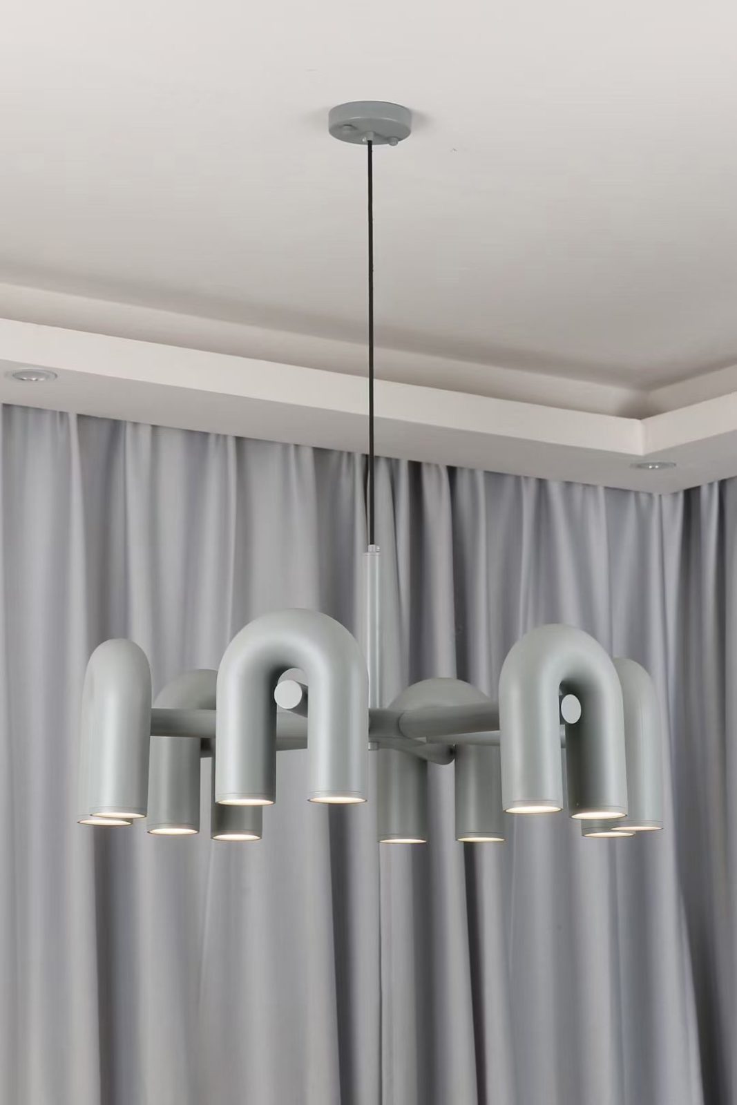 Fracora Modern Chandelier