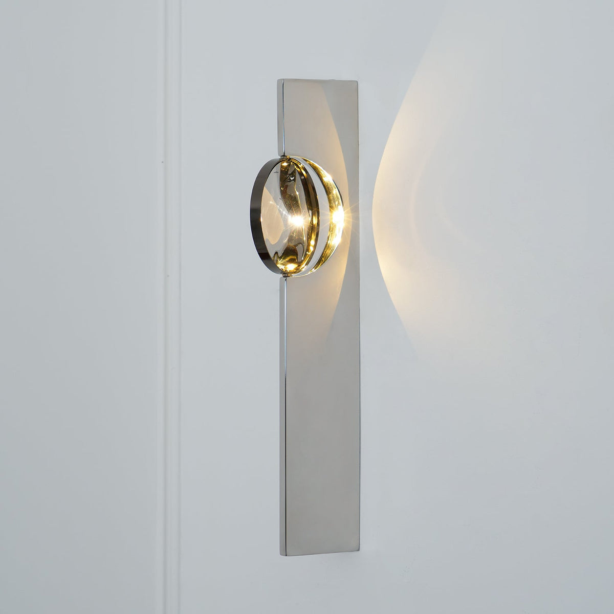 Daluro Sculptural Wall Light