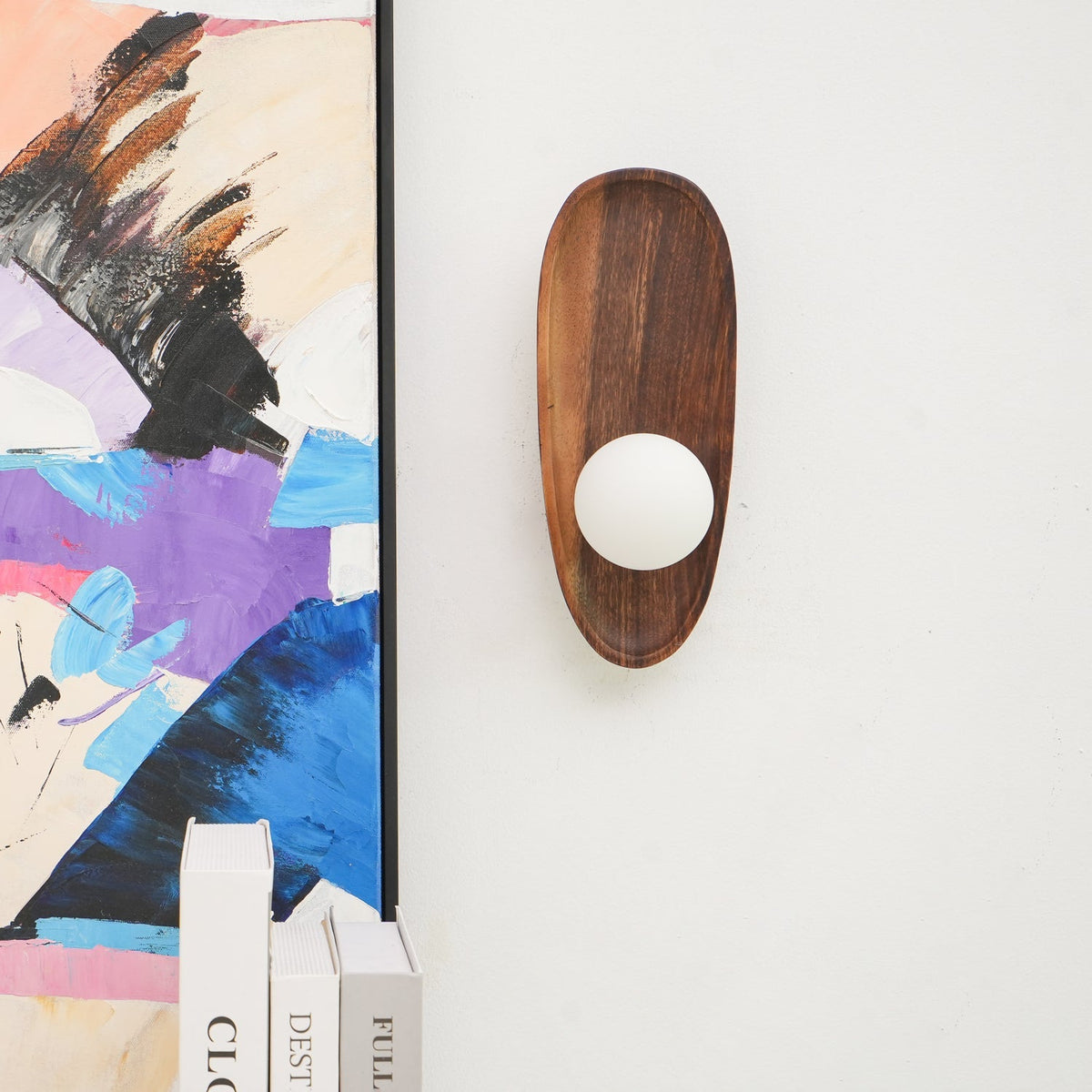 Dendano Minimalist Wall Light