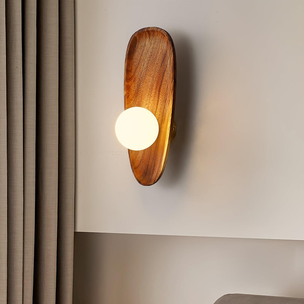 Dendano Minimalist Wall Light