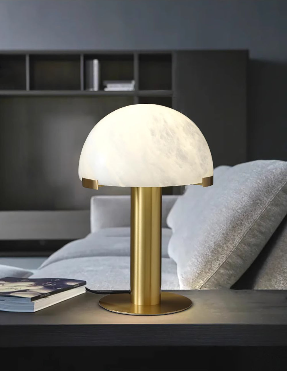 Liria Minimalist Table Lamp
