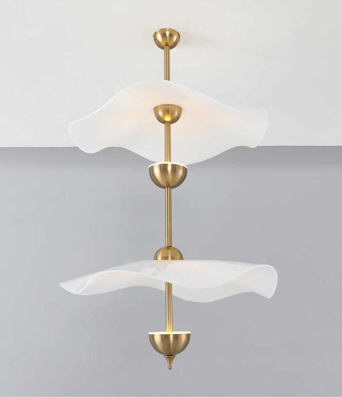 Vatosis Sculptural Pendant Light