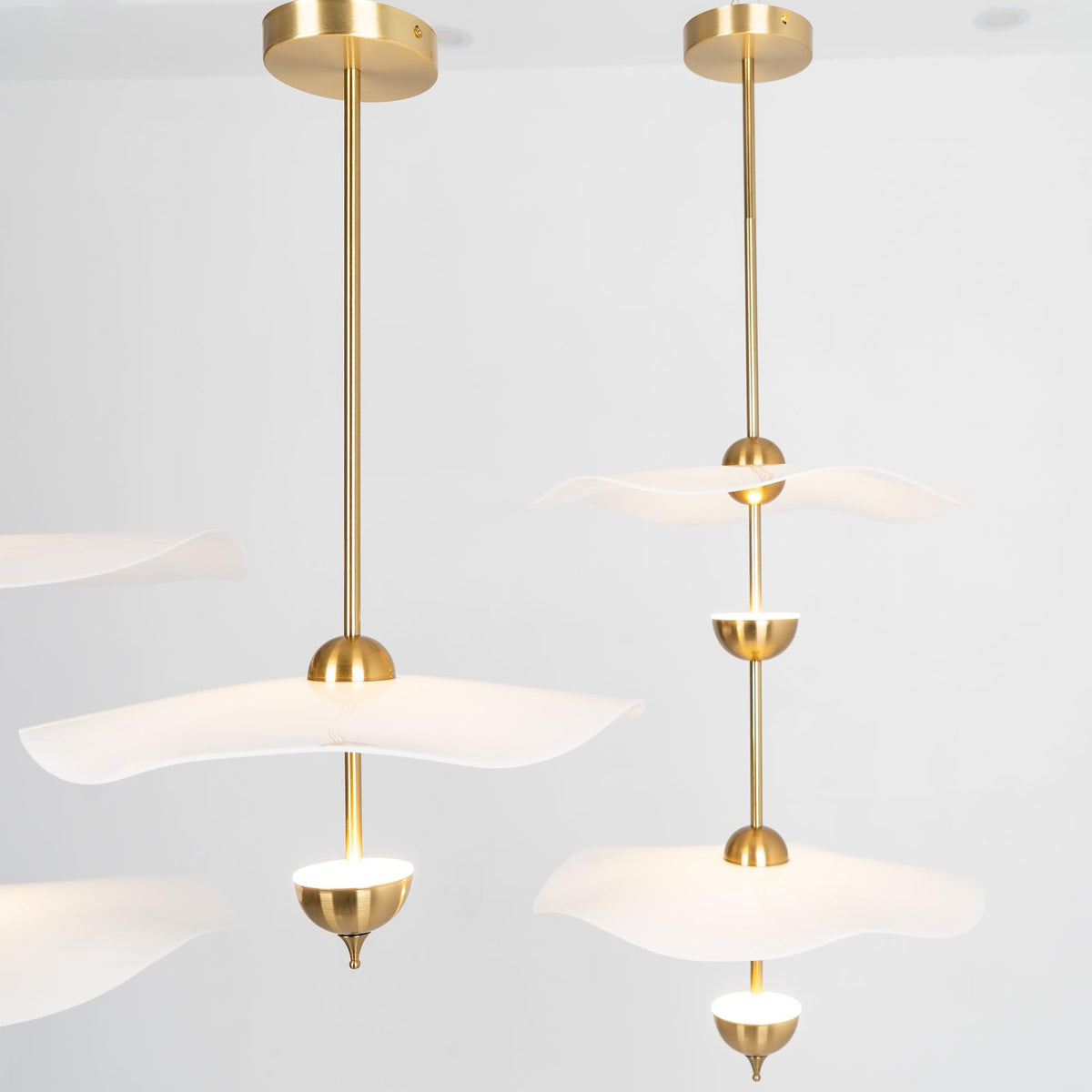 Vatosis Sculptural Pendant Light