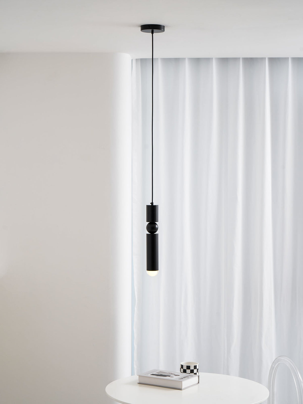 Sakereli Tube Pendant Light
