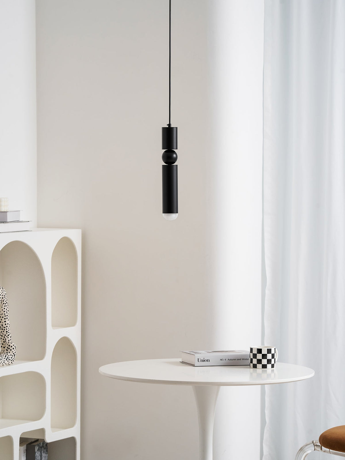 Sakereli Tube Pendant Light