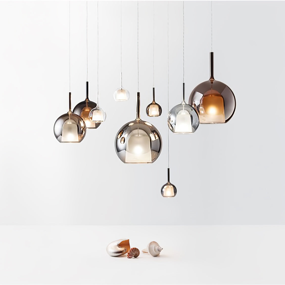 Masto Globe Pendant Light