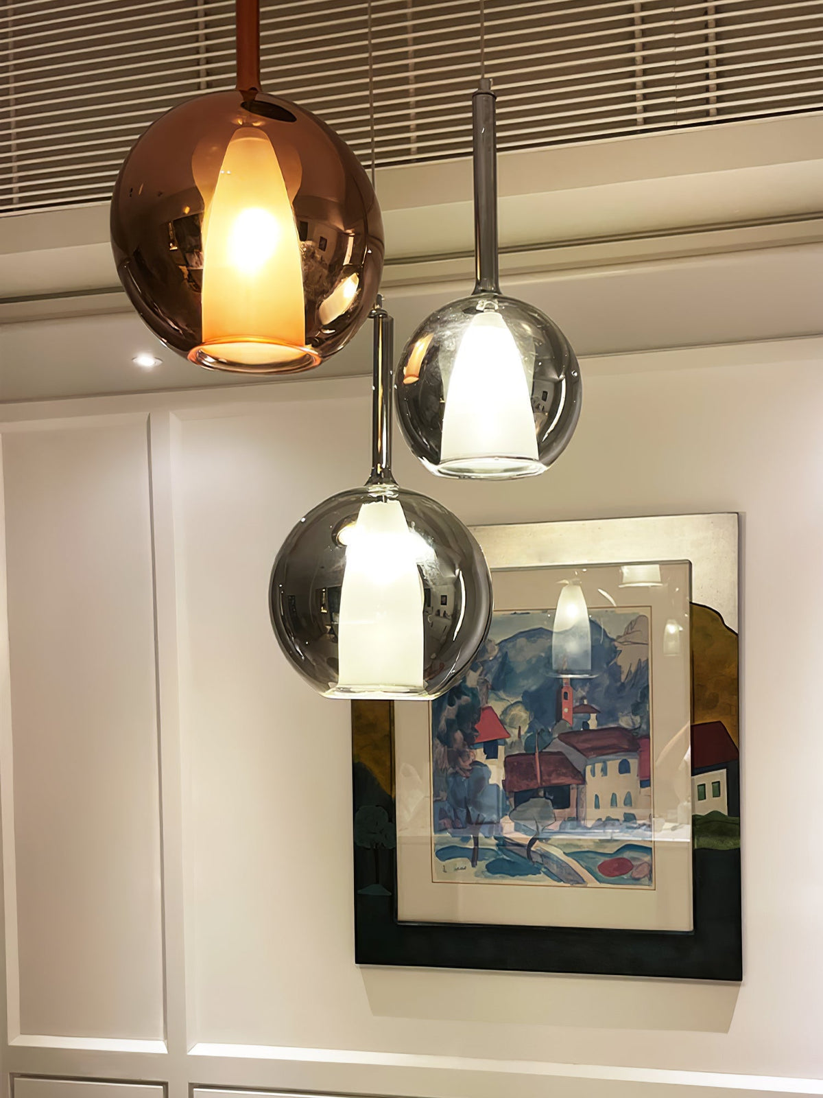Masto Globe Pendant Light