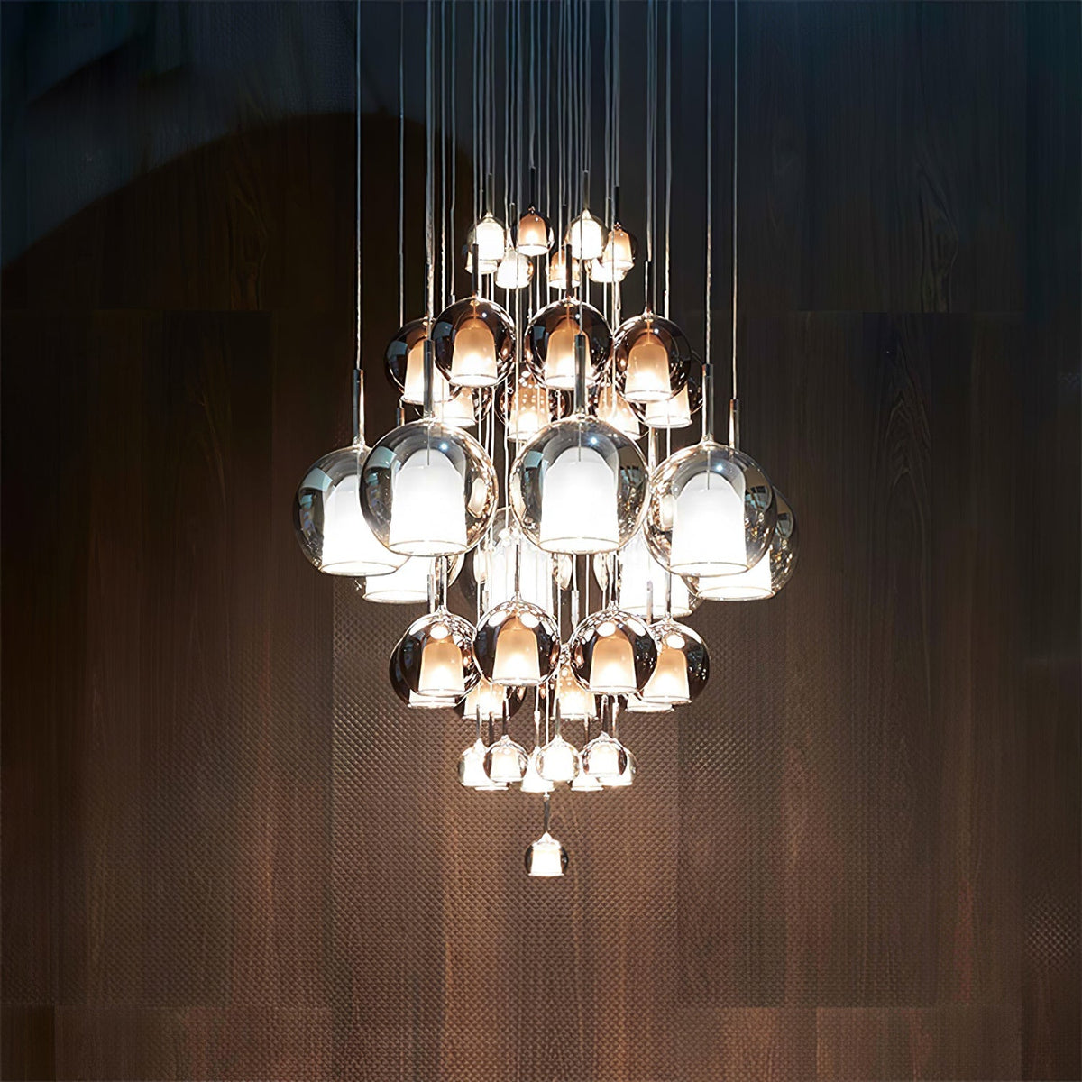 Masto Globe Pendant Light