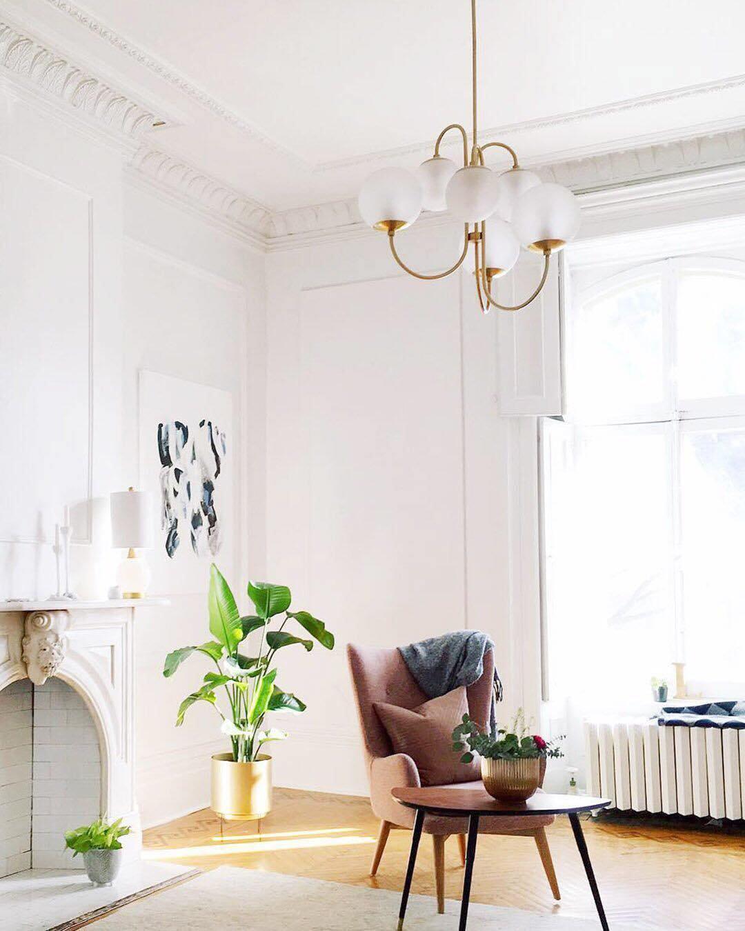 Crokivan Globe Chandelier