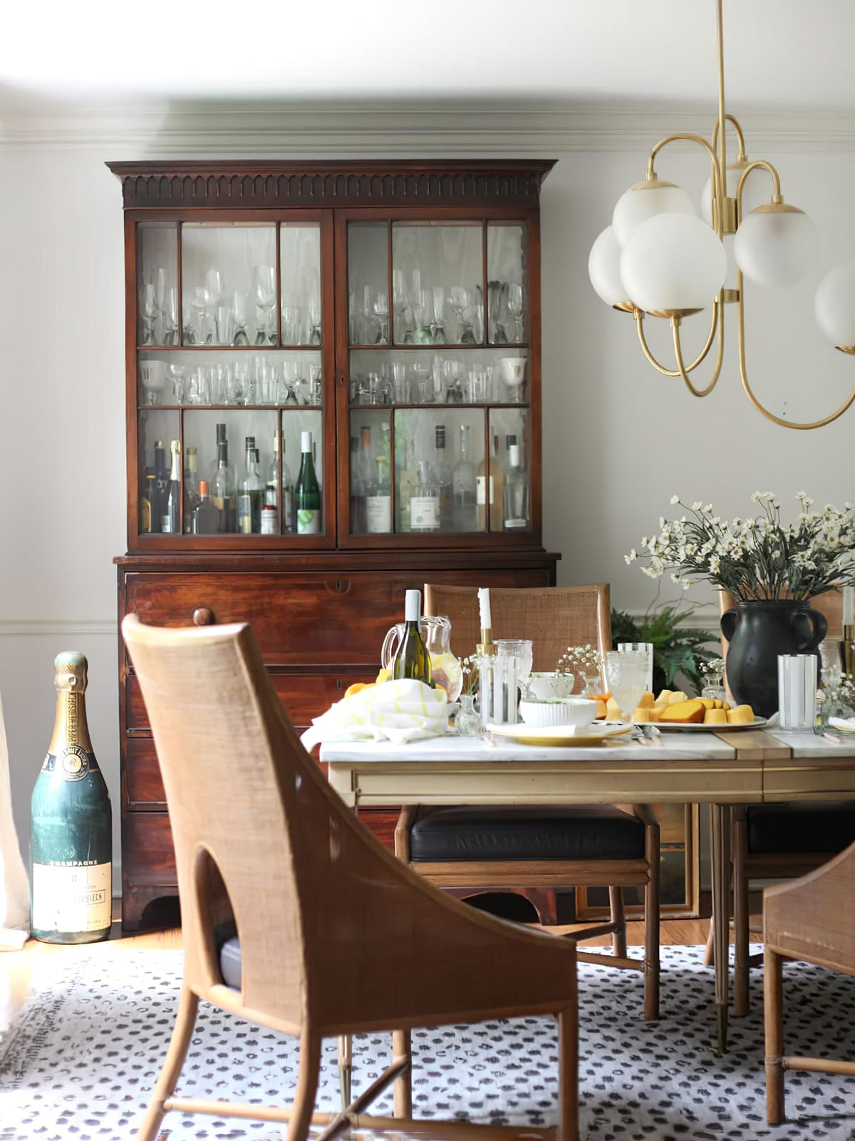 Crokivan Globe Chandelier