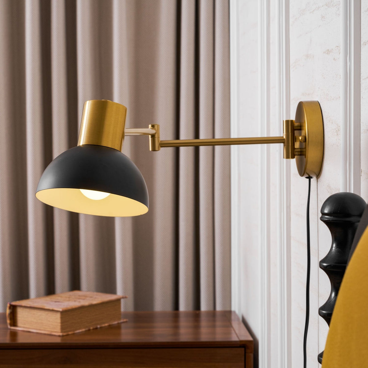 Blantona Adjustable Wall Light