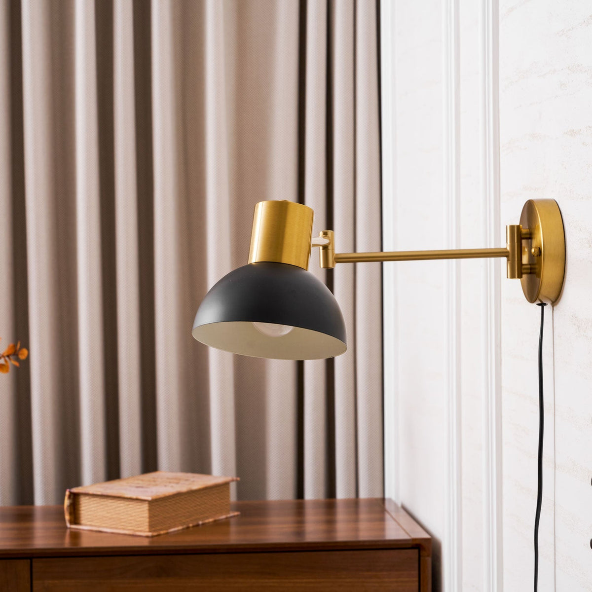Blantona Adjustable Wall Light