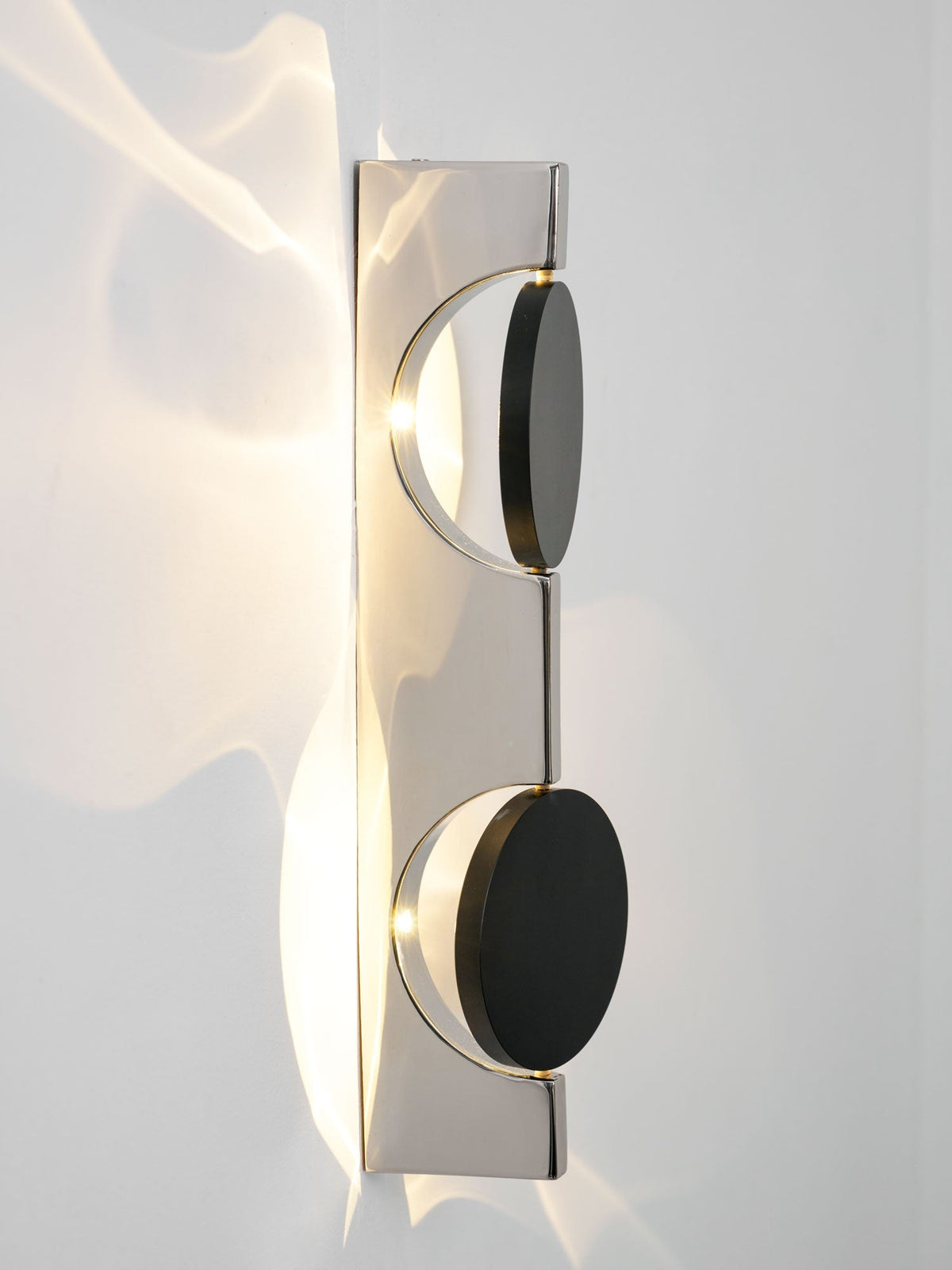 Daluro Sculptural Wall Light
