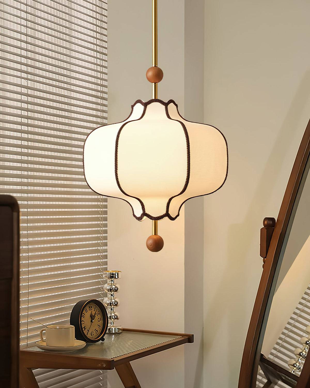 Sotolar Lantern Pendant Light