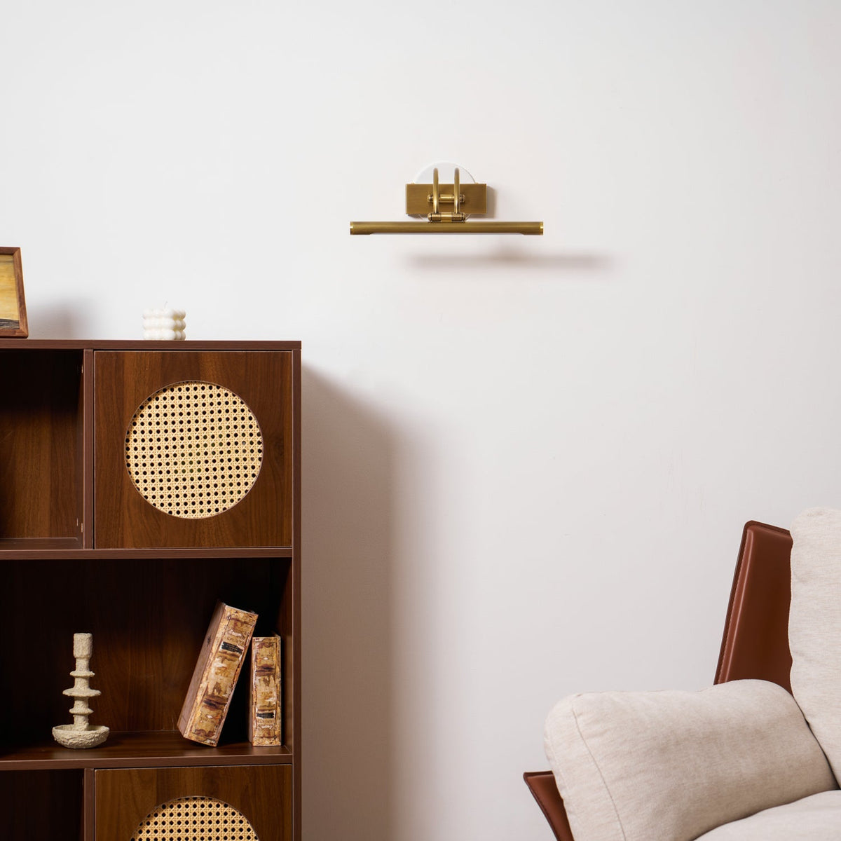 Pisali Linear Wall Light