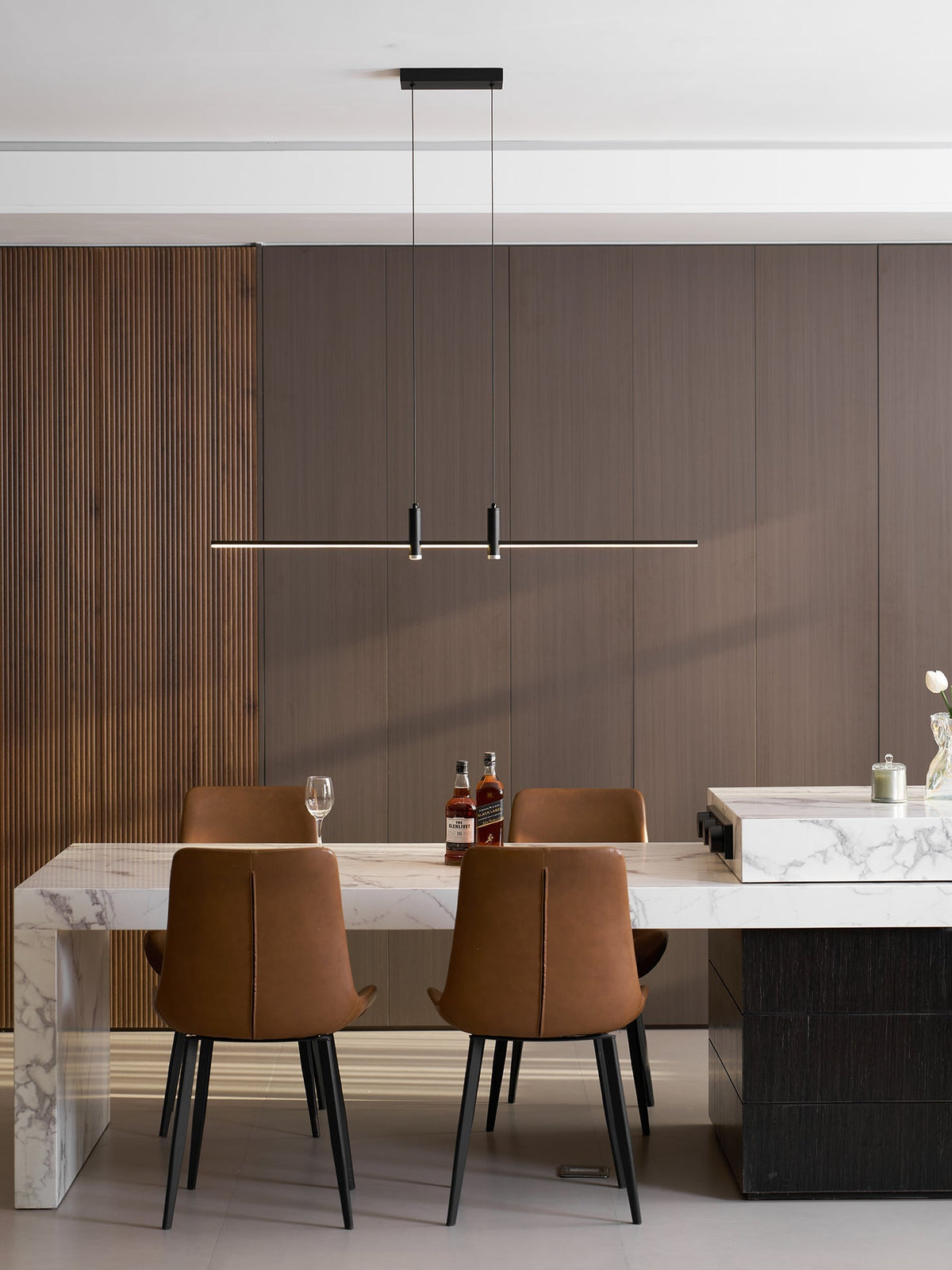 Buna Linear Pendant Light