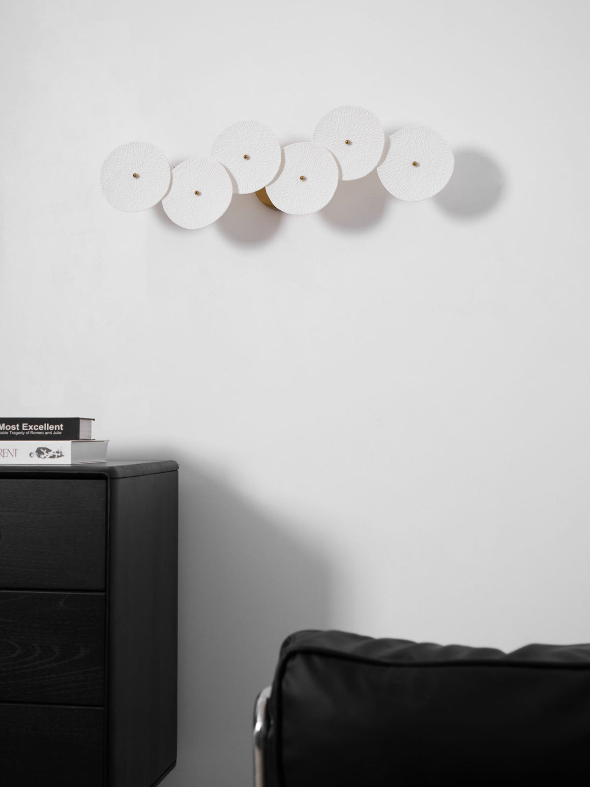 Dralan Lotus Wall Light