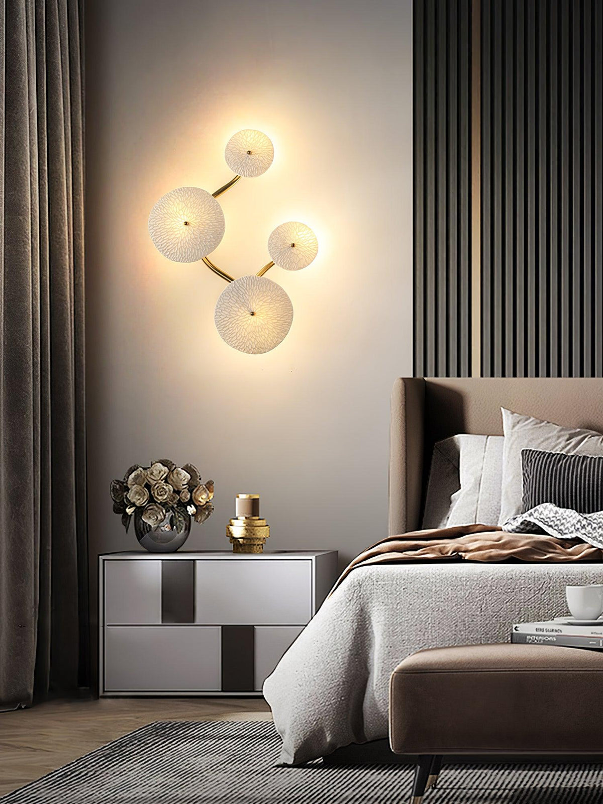 Dralan Lotus Wall Light